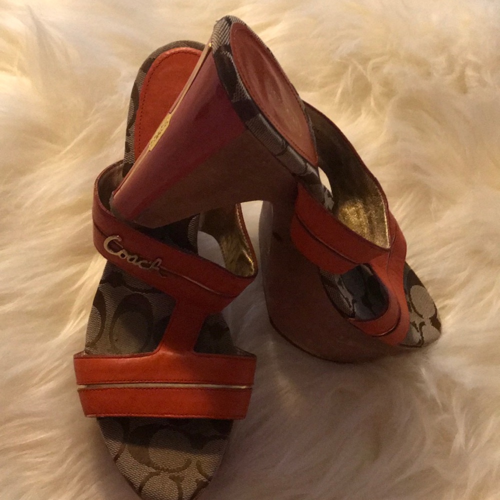 Used - Coach Slide Wedge Leather Sandal Wood Heel - Picture 4 of 6